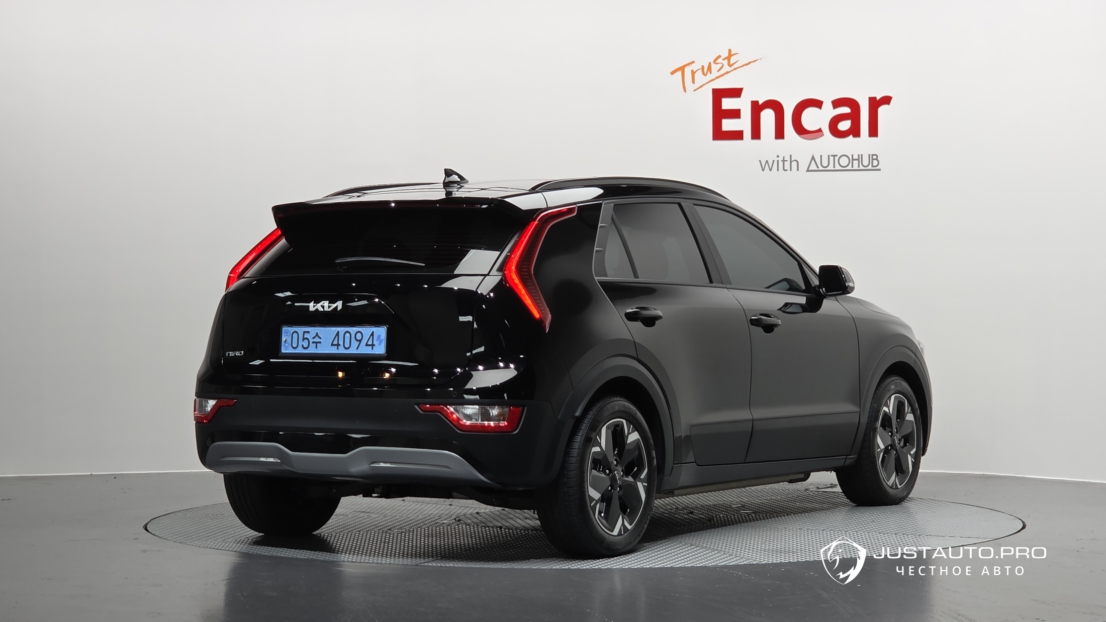 Автомобиль Kia Niro