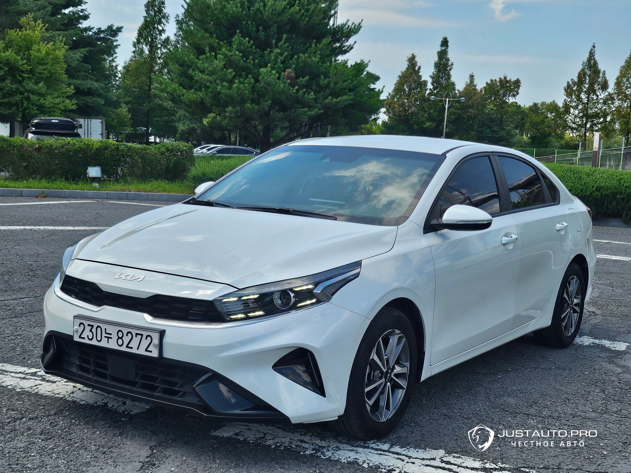 Автомобиль Kia K3