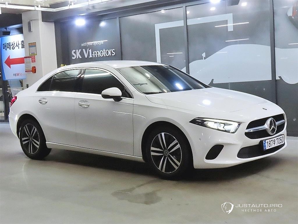 Автомобиль Mercedes-Benz A-Class