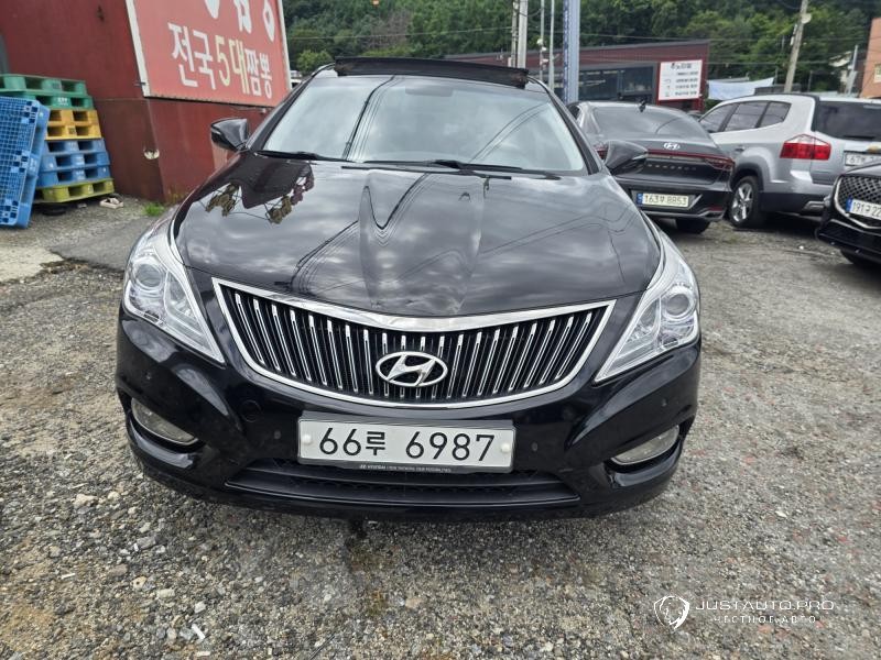 Автомобиль Hyundai Grandeur