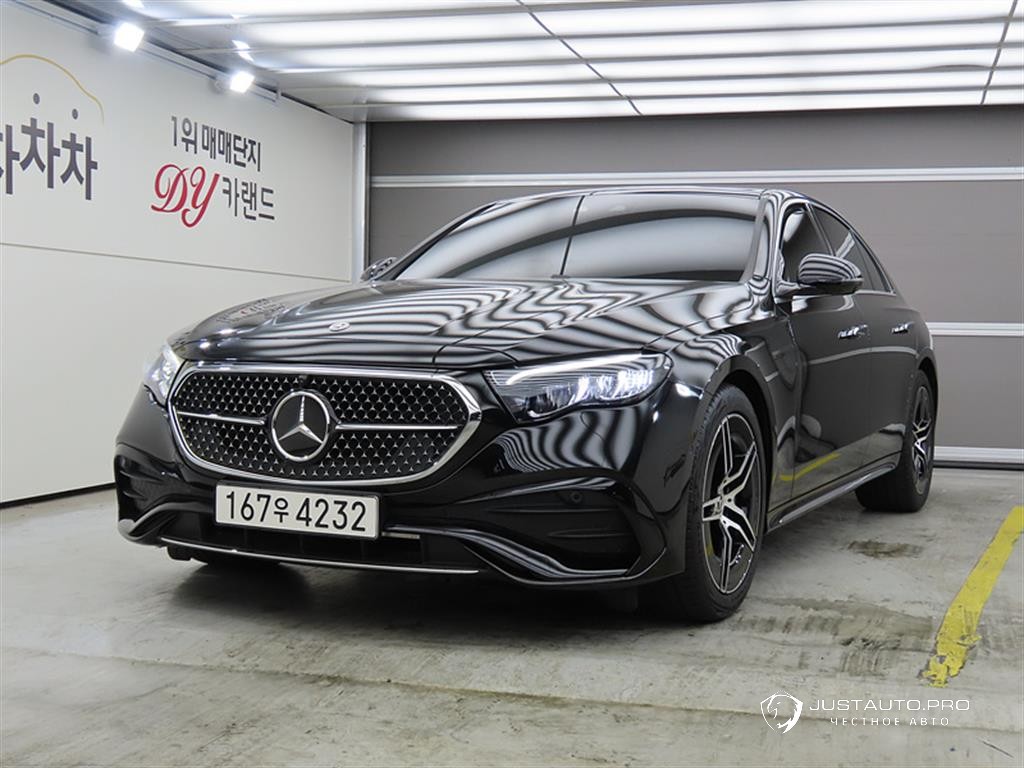 Автомобиль Mercedes-Benz E-Class