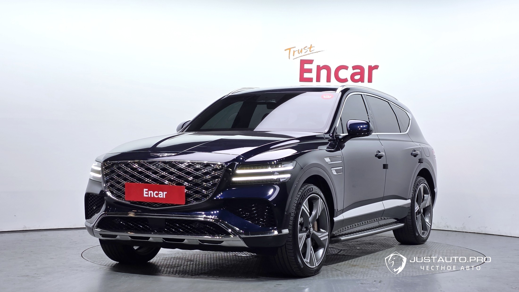 Автомобиль Genesis GV80