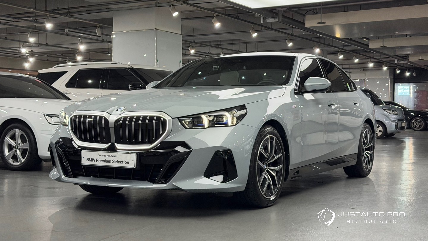Автомобиль BMW 5-Series