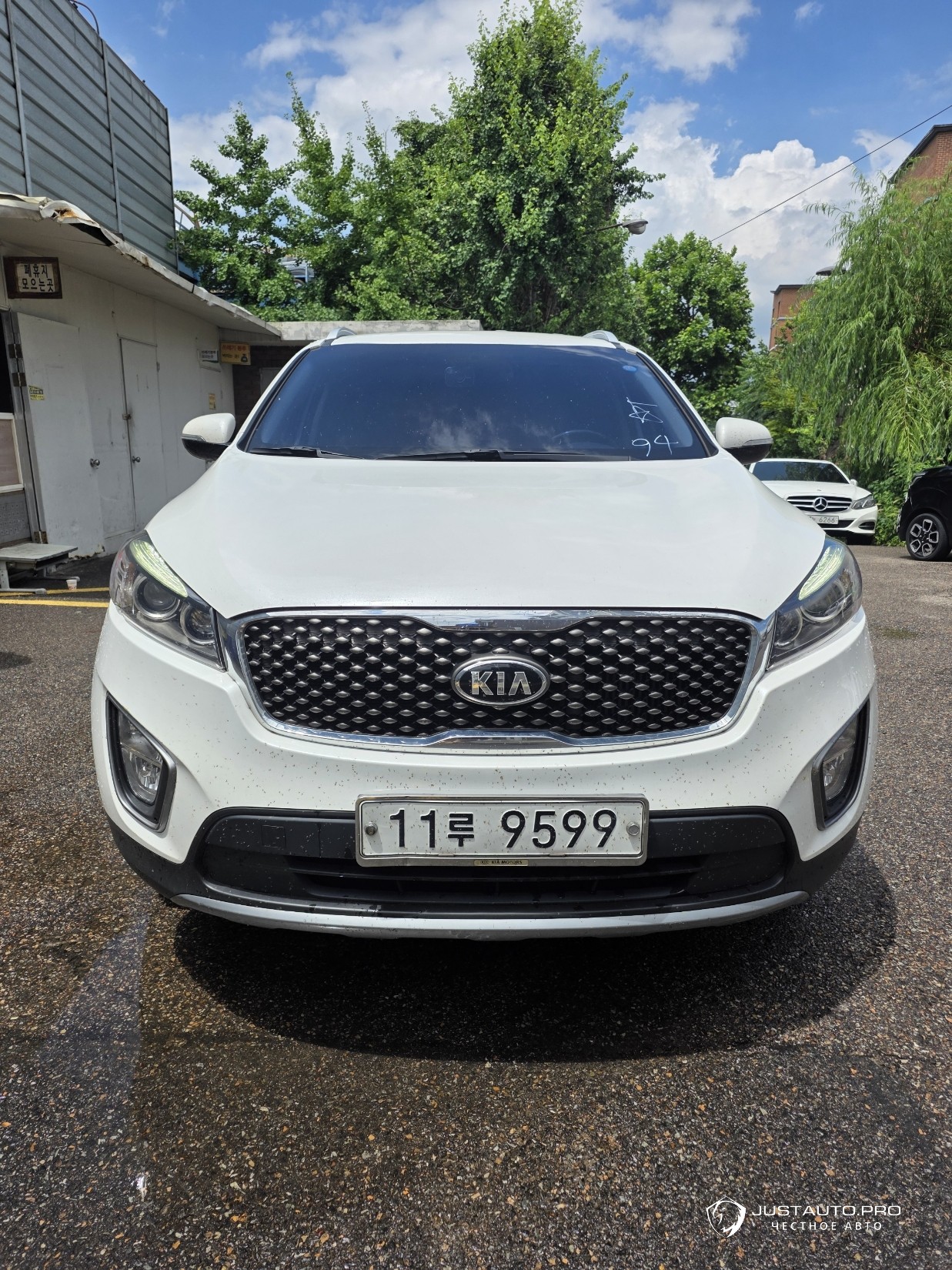 Автомобиль Kia Sorento