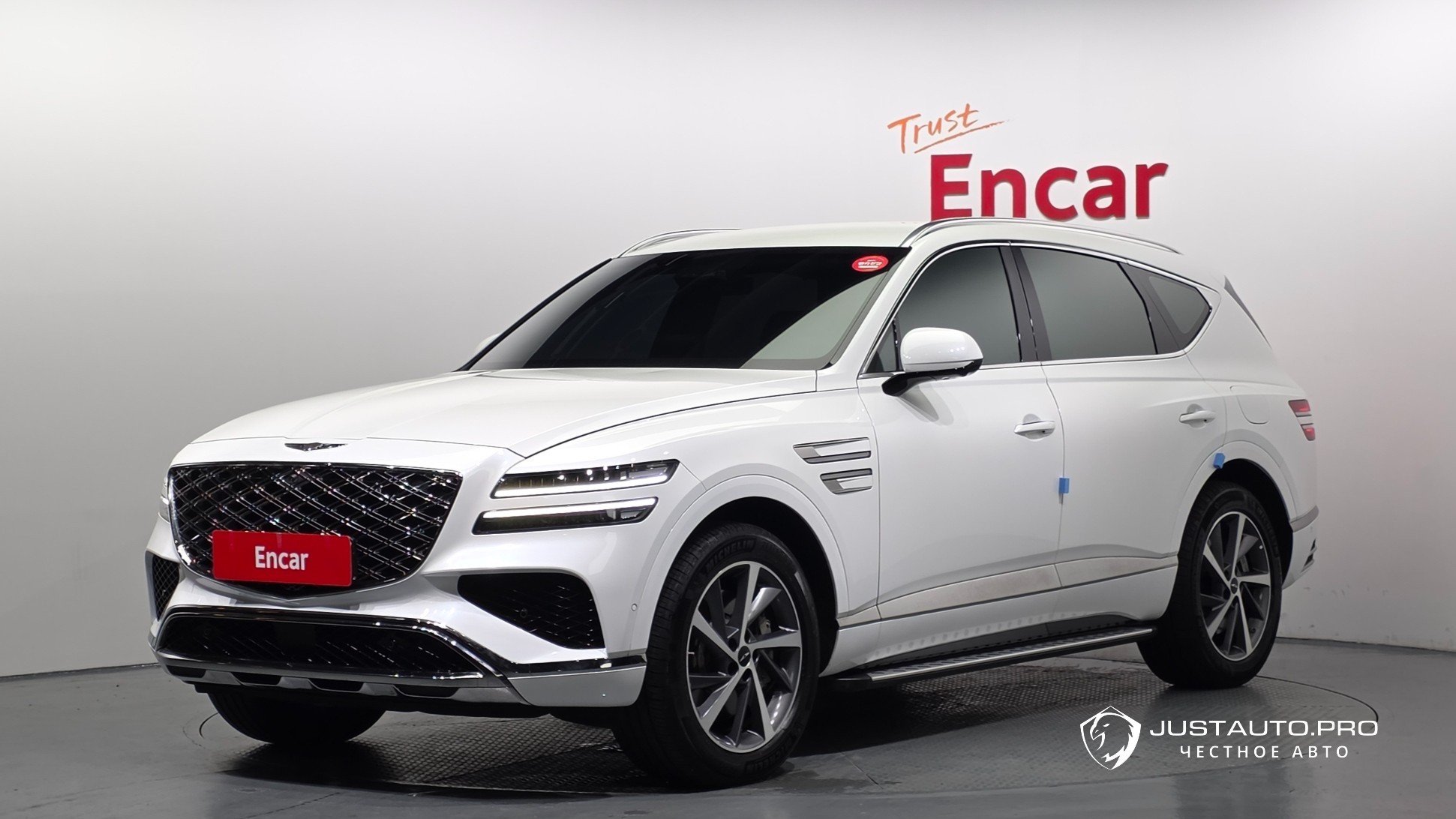 Автомобиль Genesis GV80
