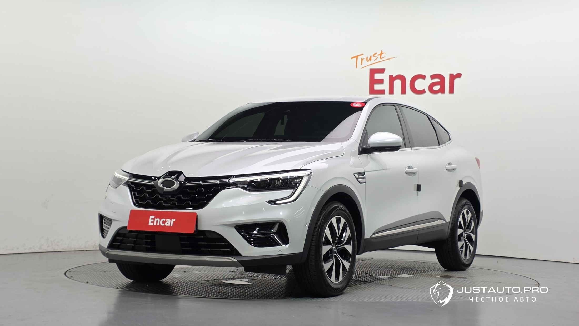 Автомобиль Renault-KoreaSamsung XM3