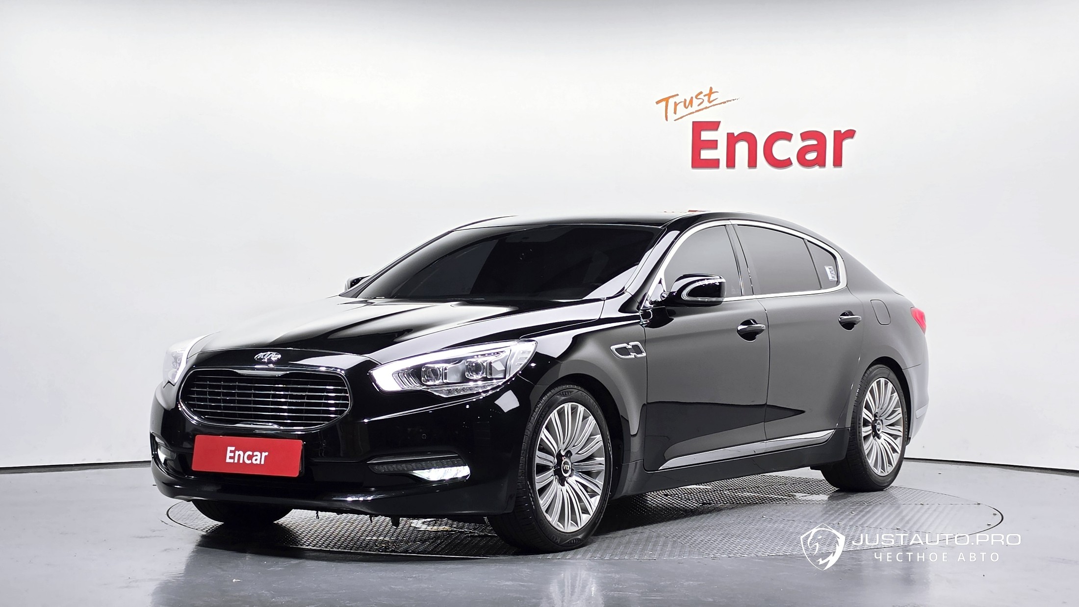 Автомобиль Kia K9