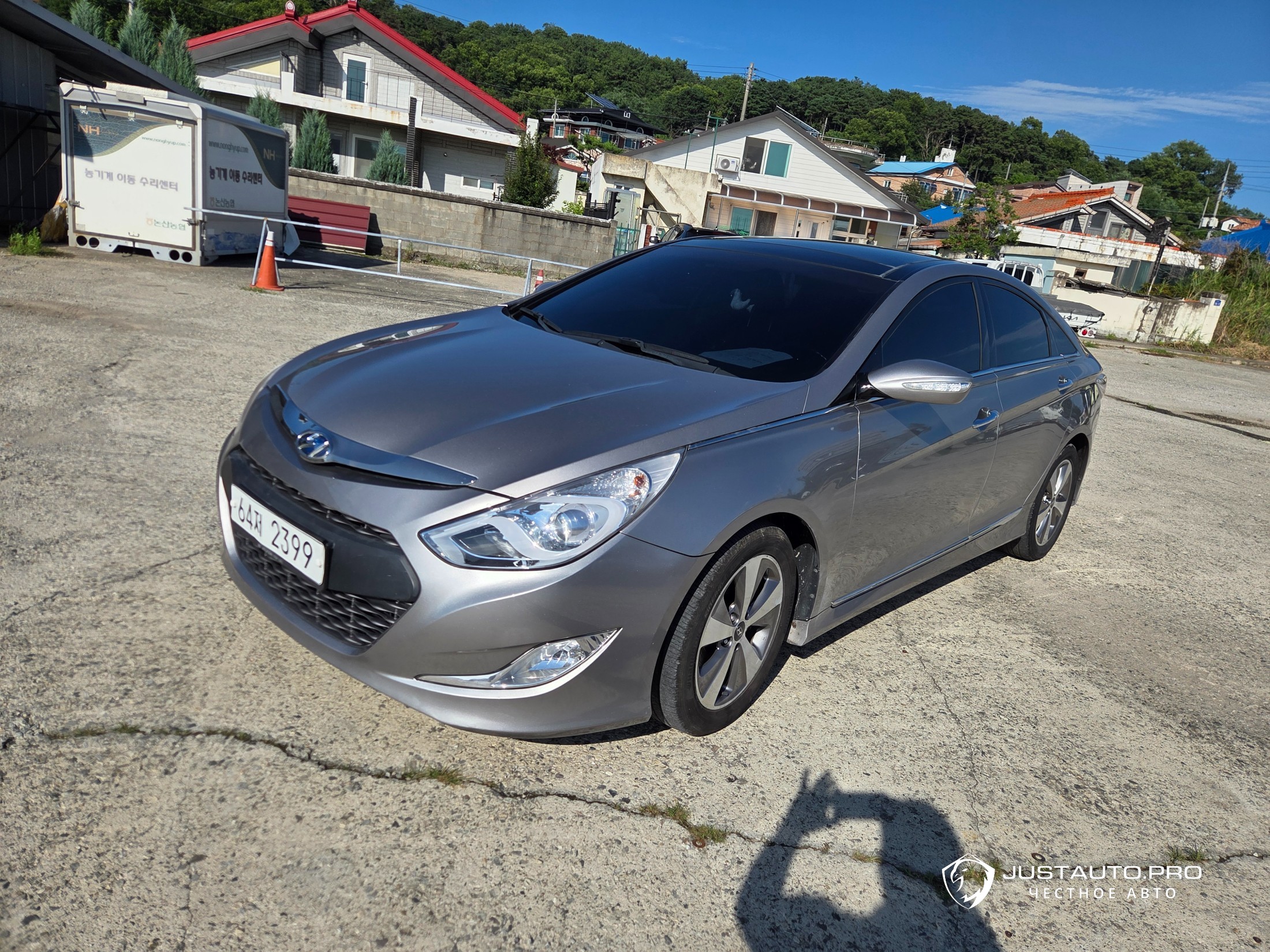 Автомобиль Hyundai Sonata