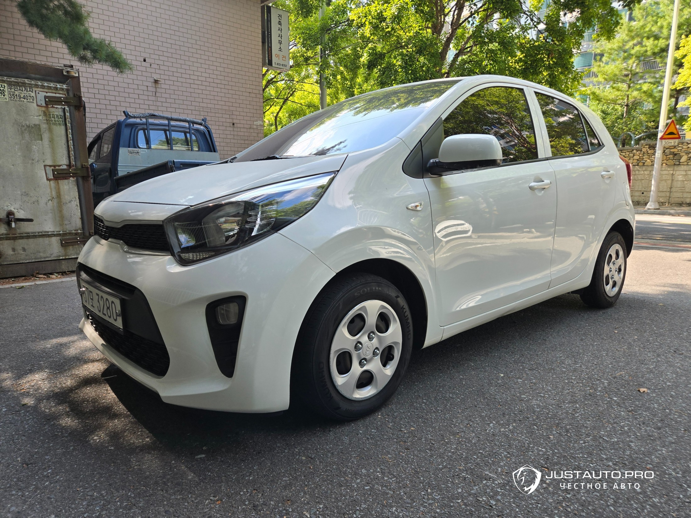 Автомобиль Kia morning