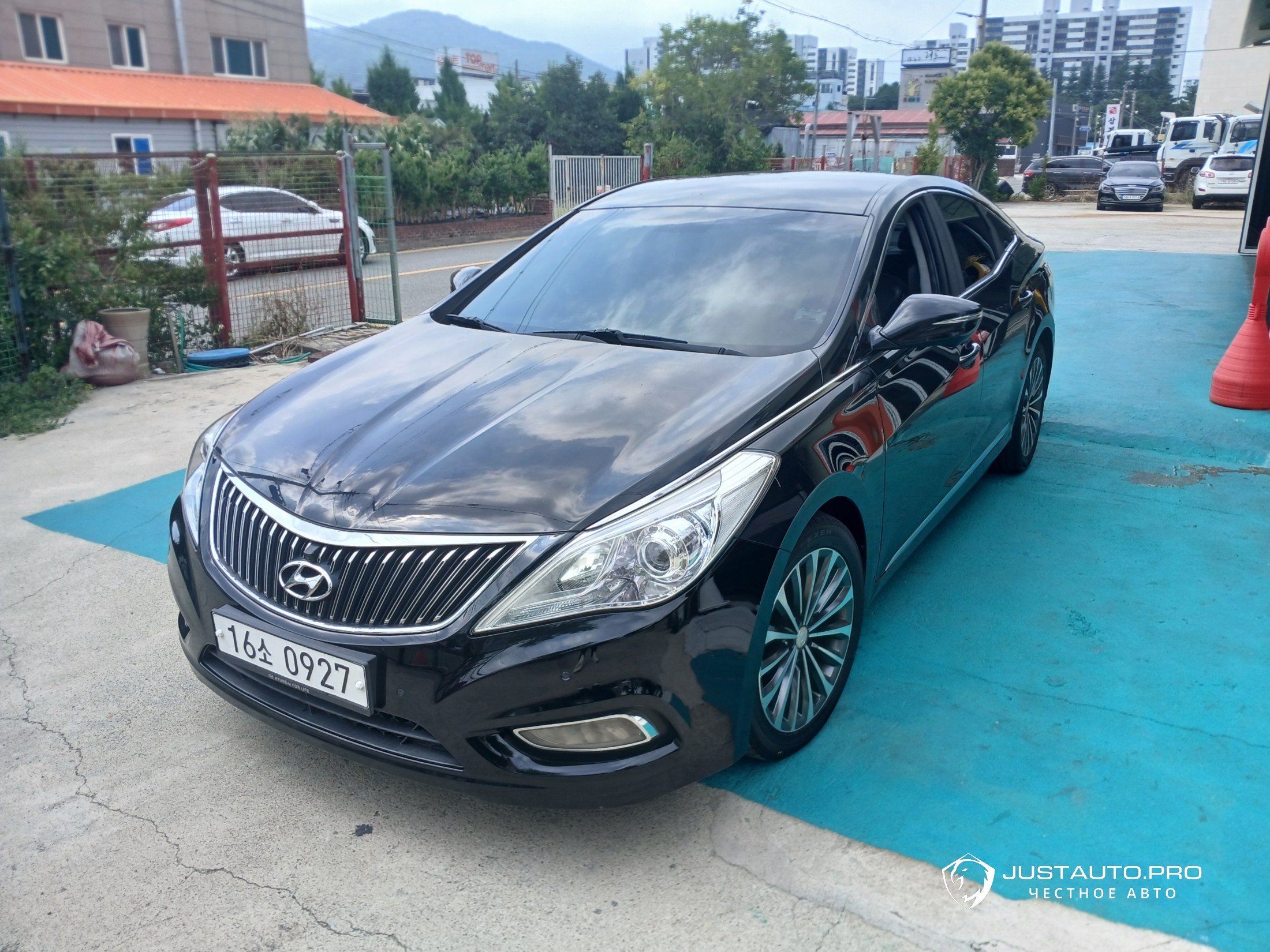 Автомобиль Hyundai Grandeur