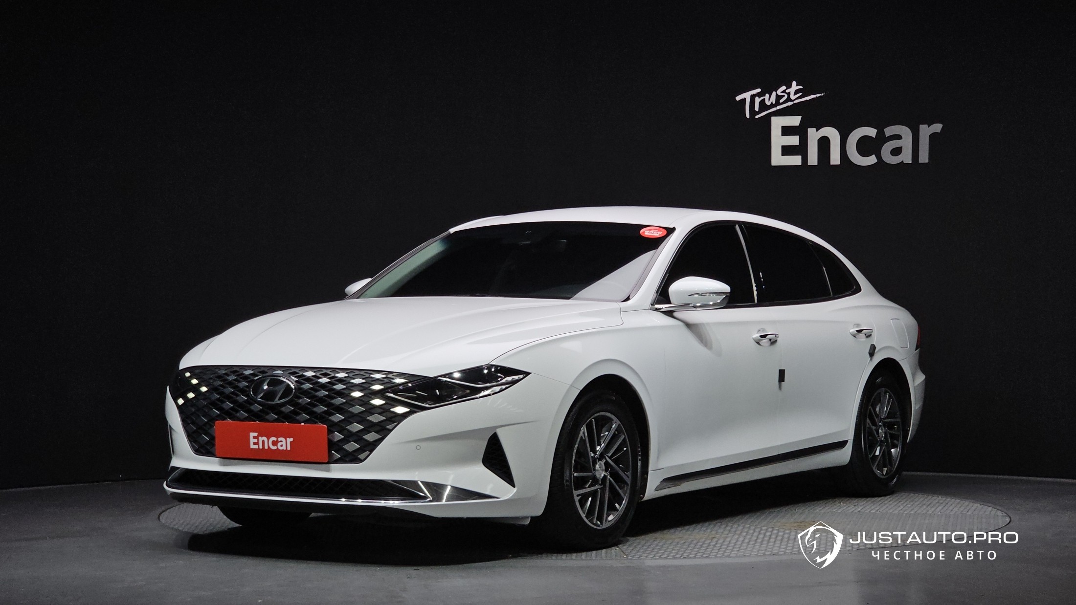 Автомобиль Hyundai Grandeur