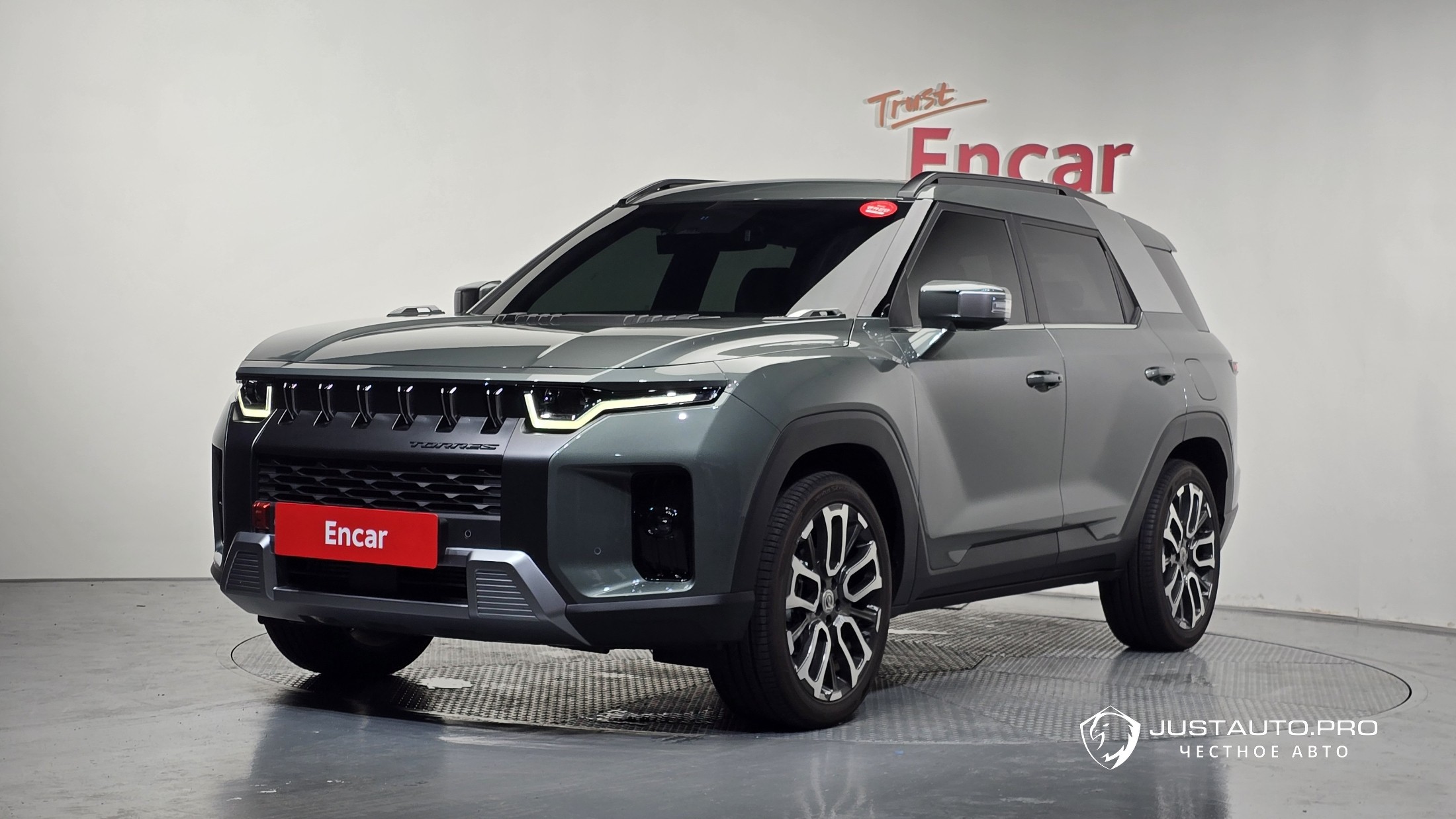 Автомобиль KG_Mobility_Ssangyong Torres