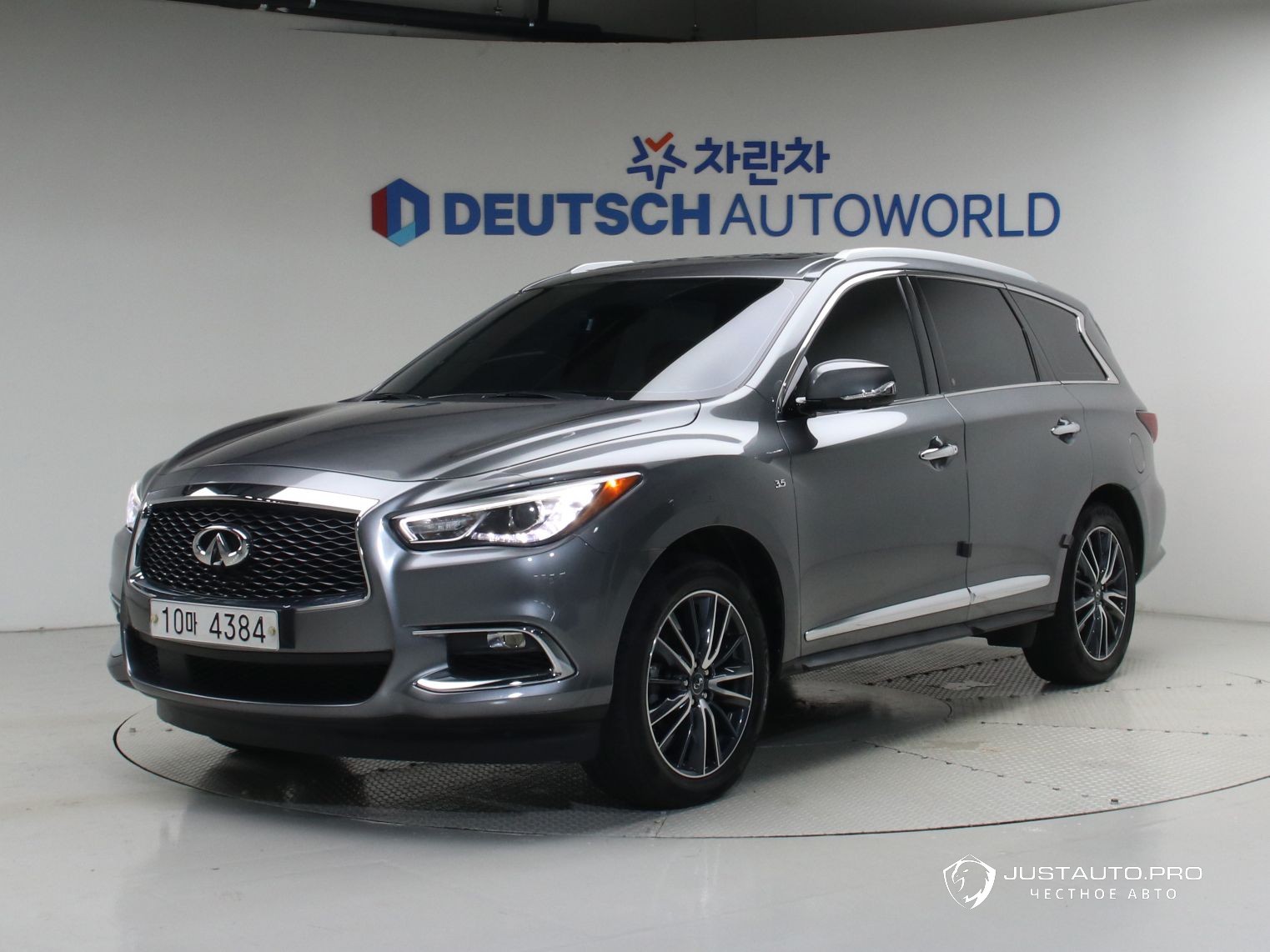 Автомобиль Infiniti QX60