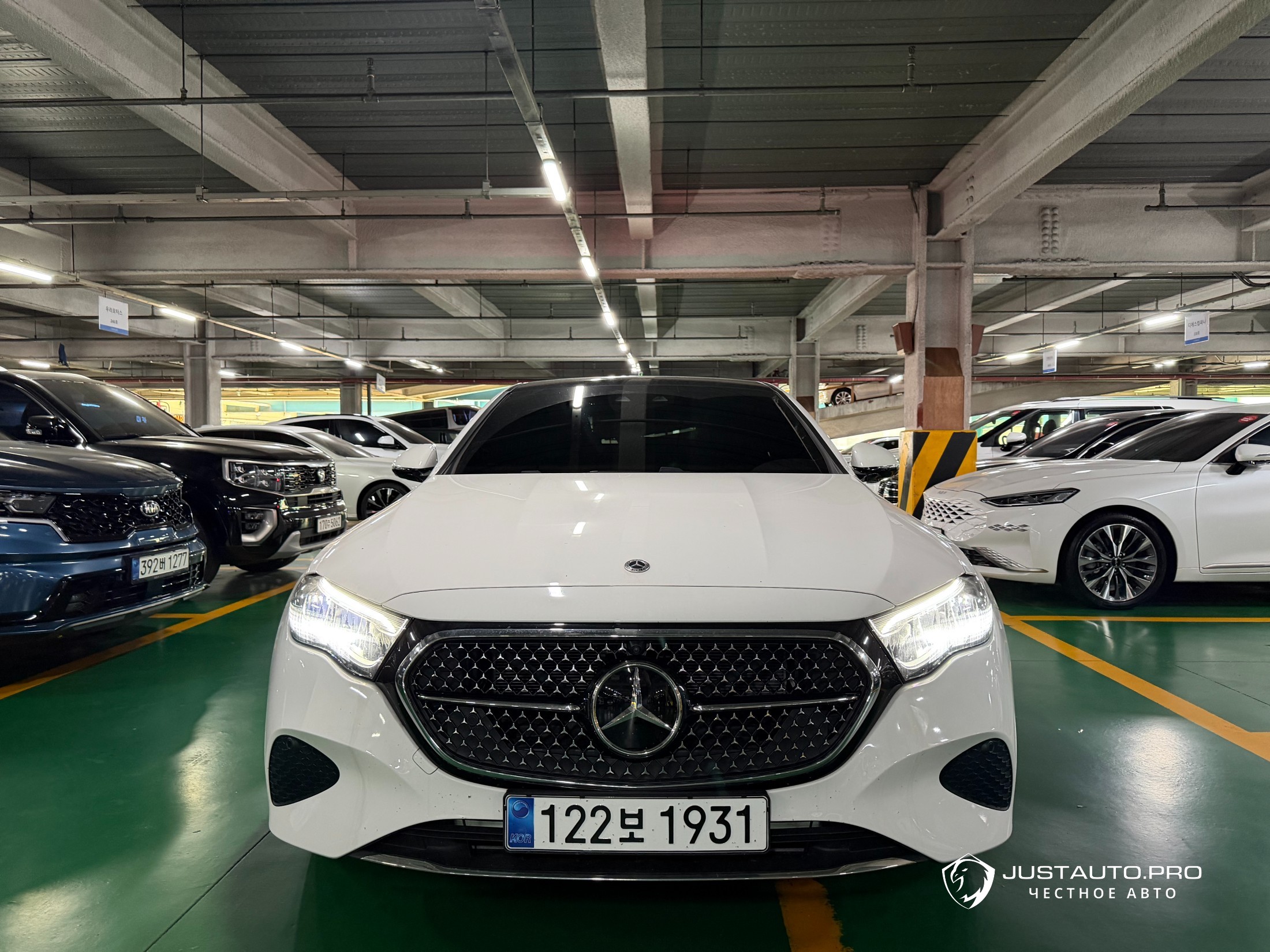 Автомобиль Mercedes-Benz E-Class