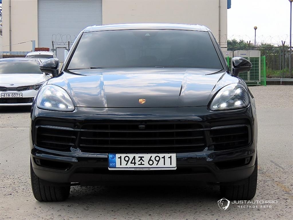Автомобиль Porsche Cayenne