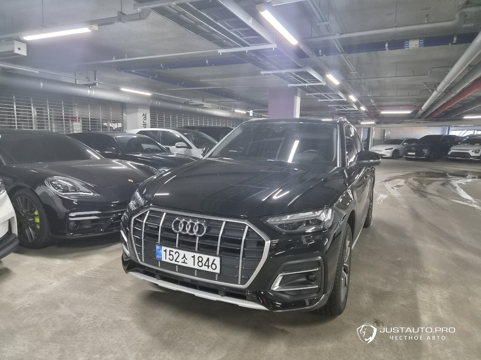 Автомобиль Audi Q5
