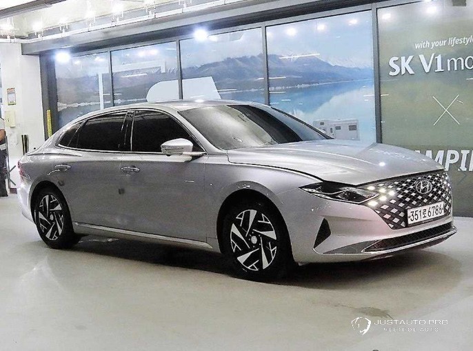 Автомобиль Hyundai Grandeur