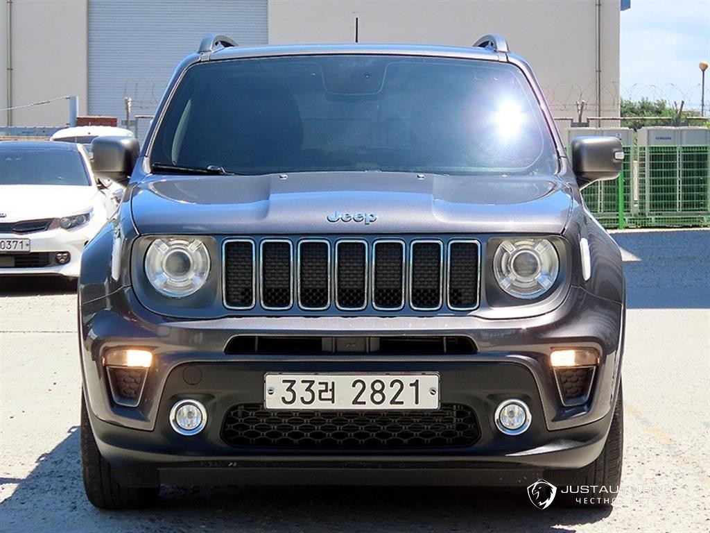 Автомобиль Jeep Renegade