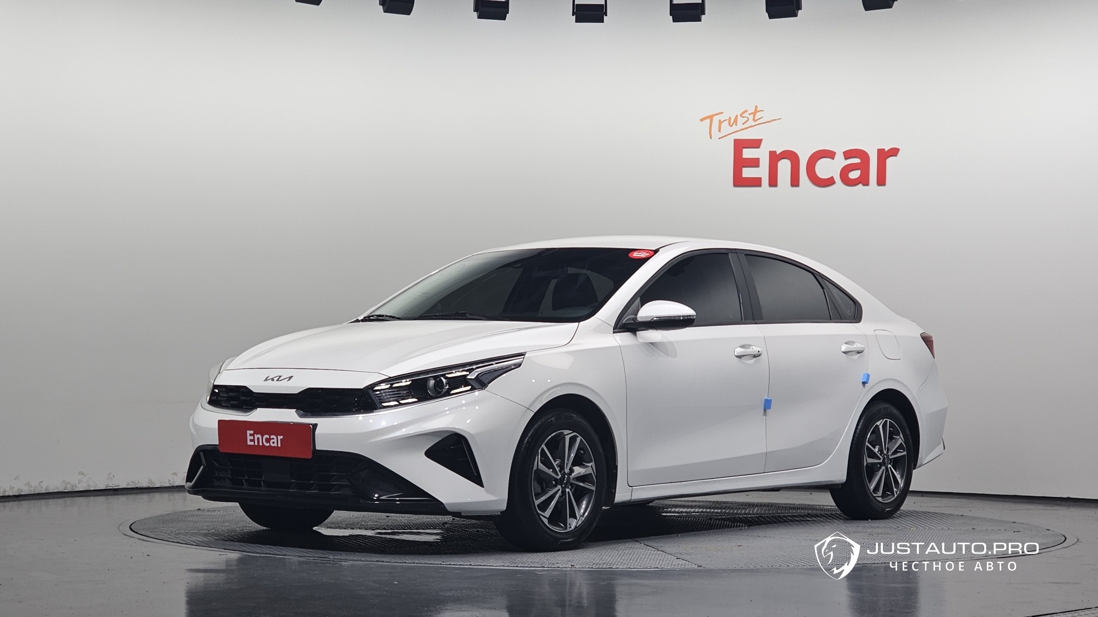 Автомобиль Kia K3
