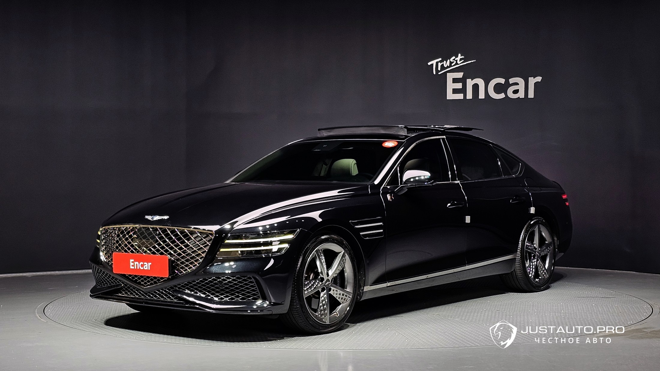 Автомобиль Genesis G80