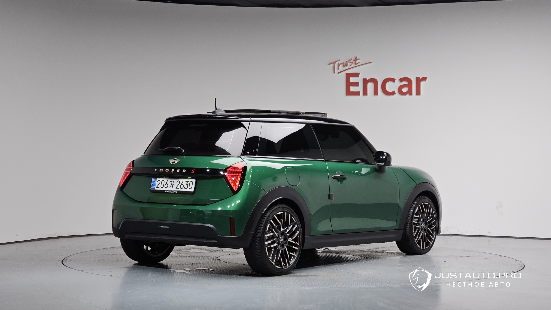 Автомобиль Mini Cooper