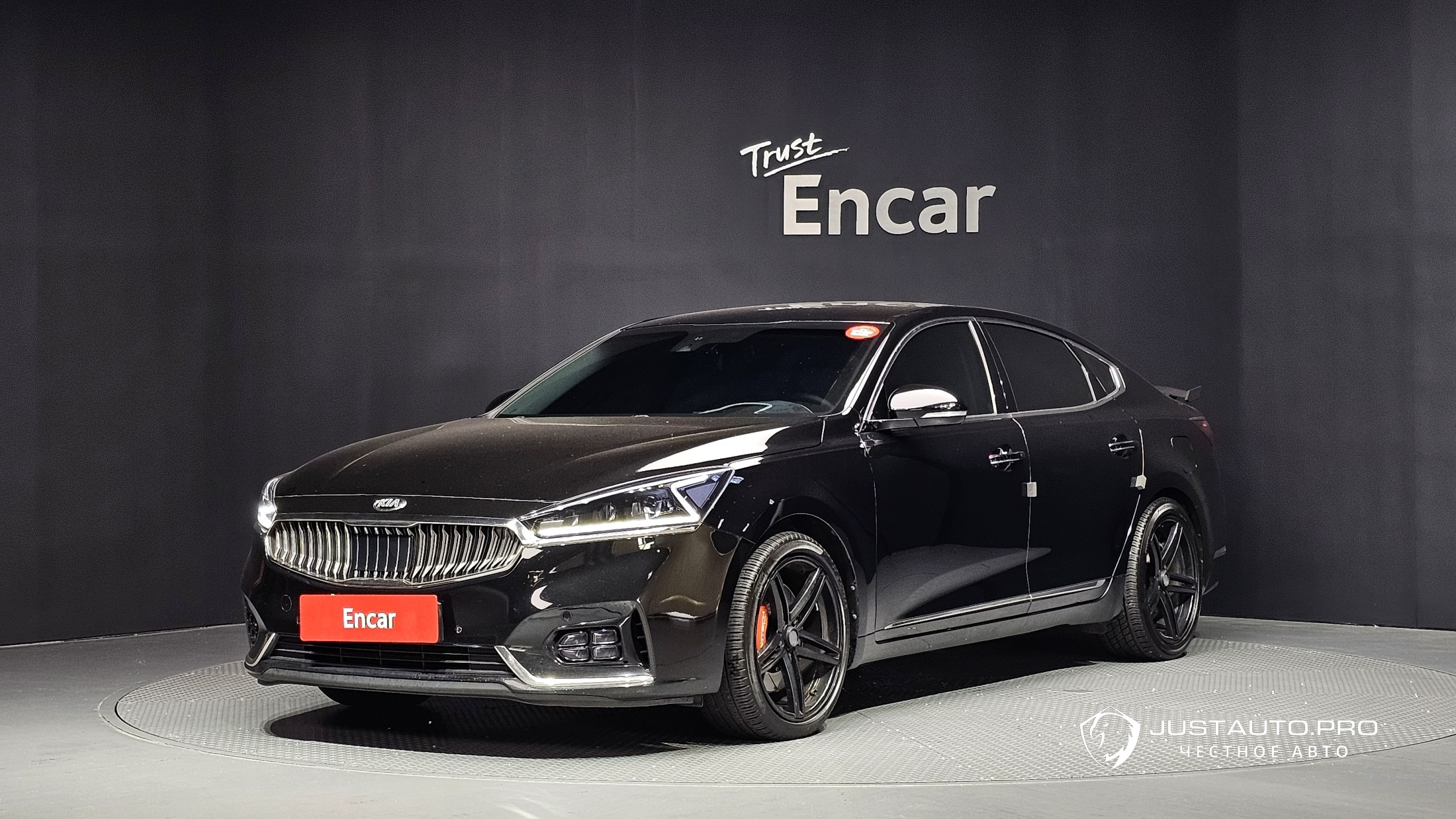 Автомобиль Kia K7