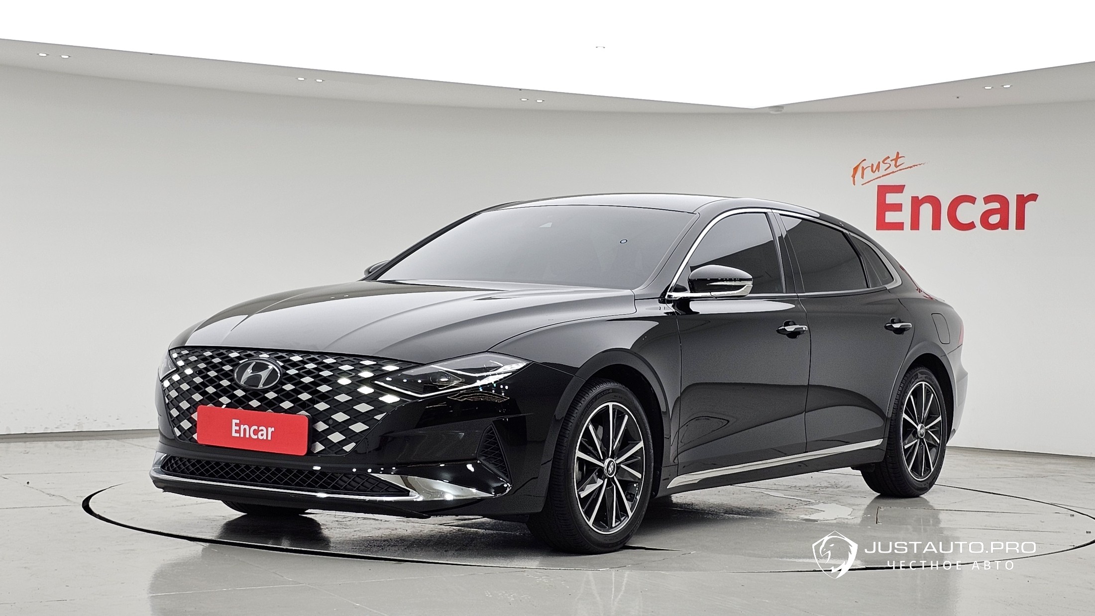 Автомобиль Hyundai Grandeur