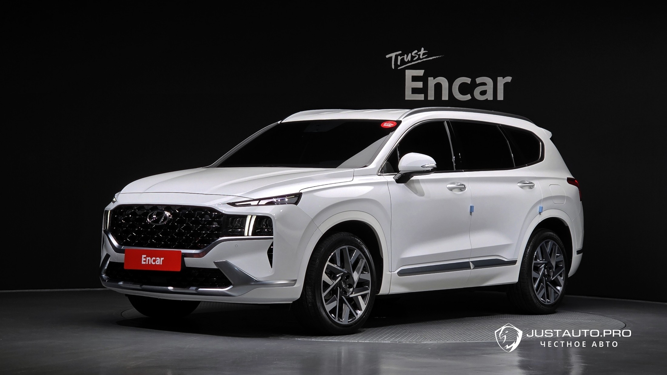 Автомобиль Hyundai Santafe