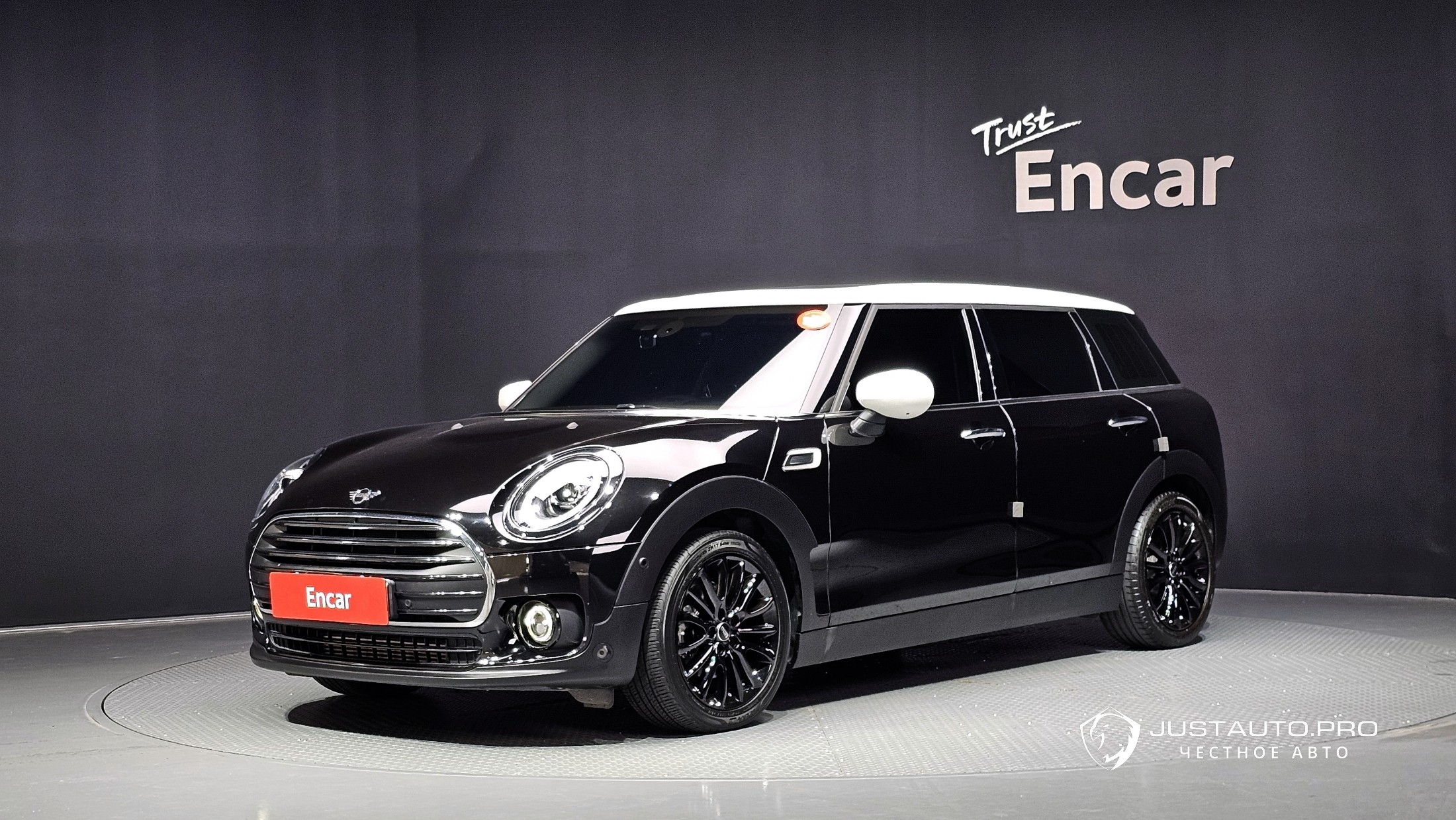 Автомобиль Mini Clubman
