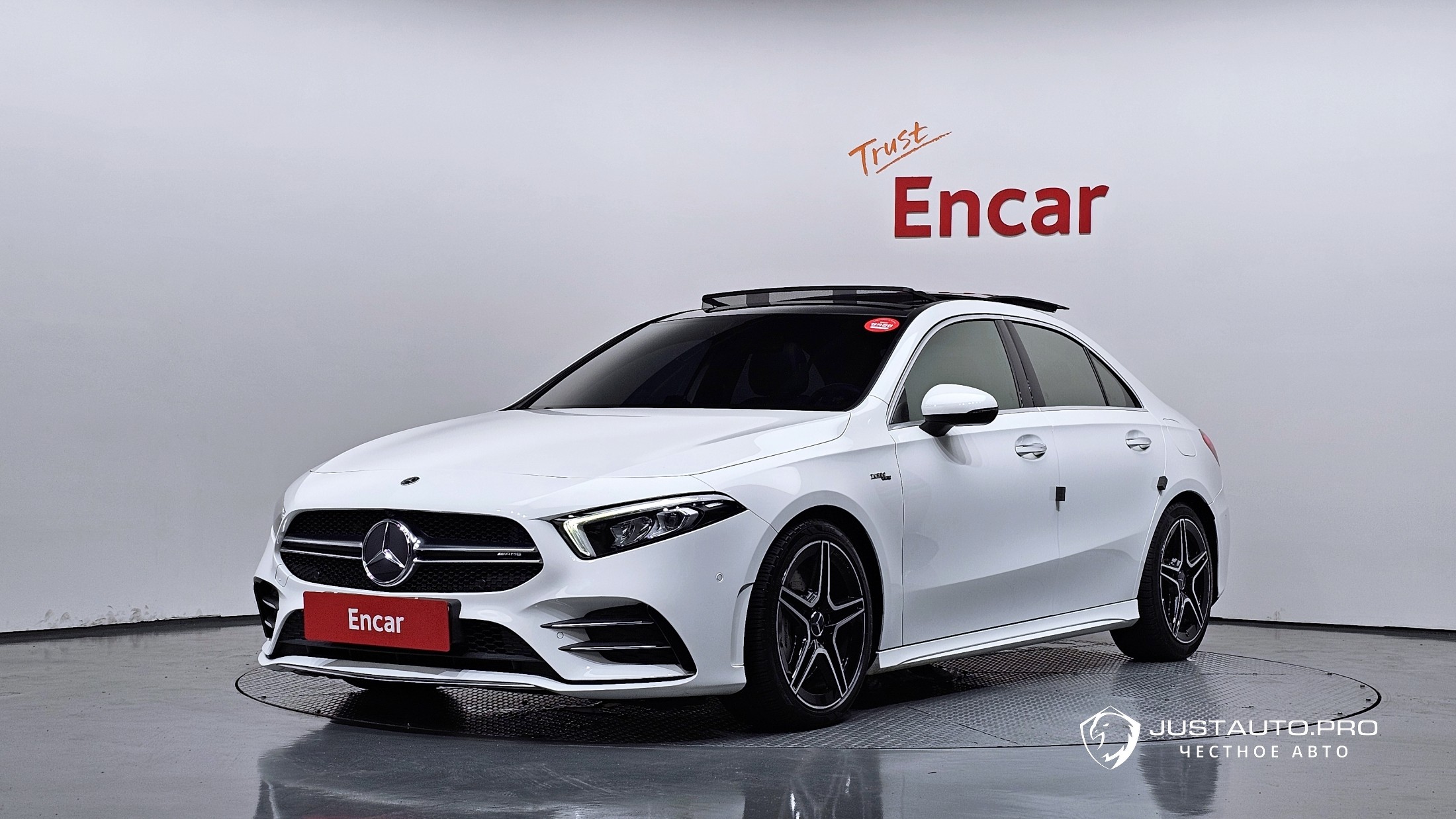 Автомобиль Mercedes-Benz A-Class