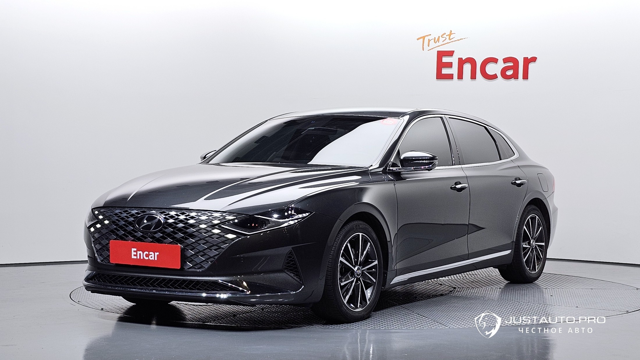 Автомобиль Hyundai Grandeur