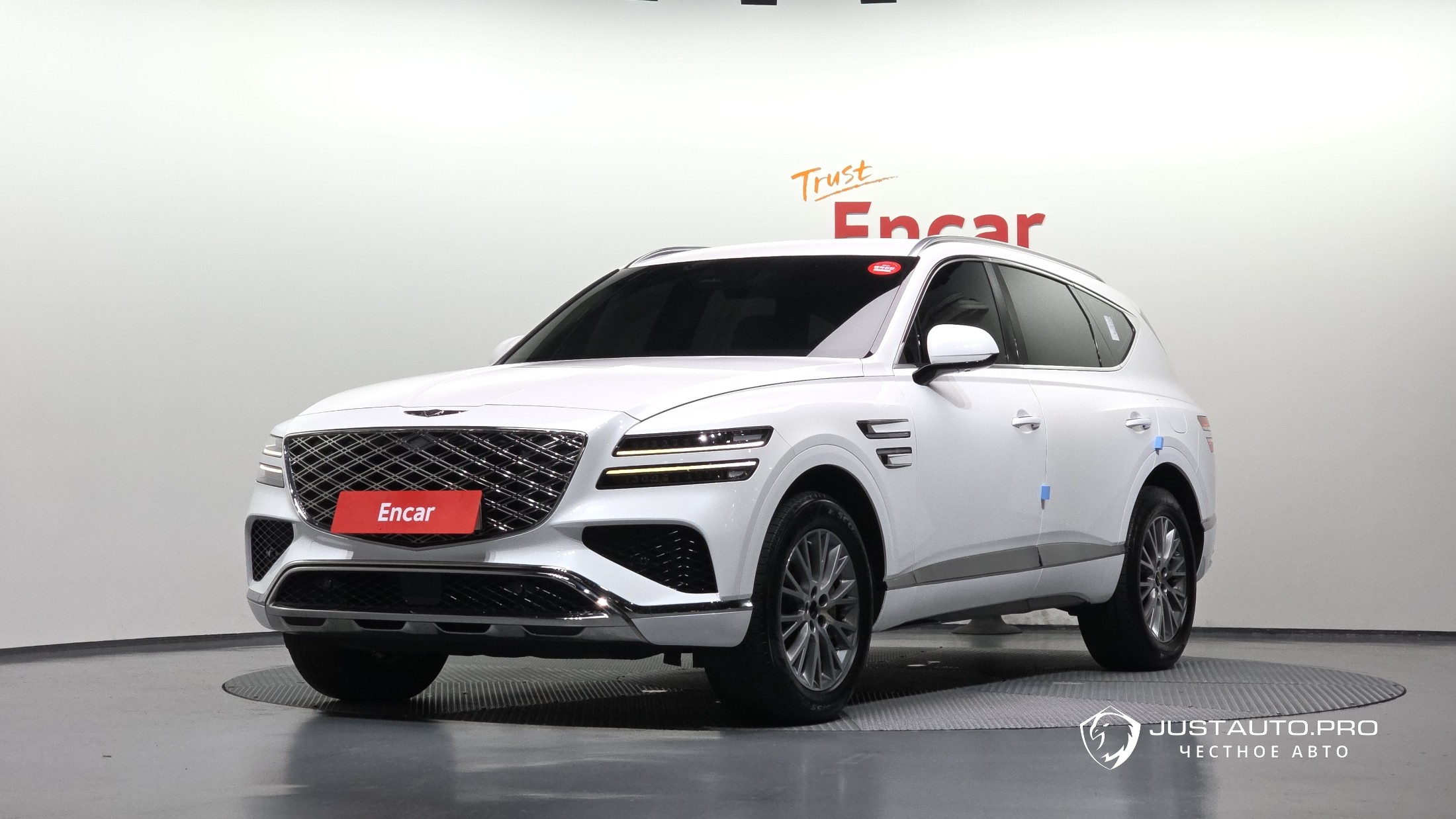 Автомобиль Genesis GV80