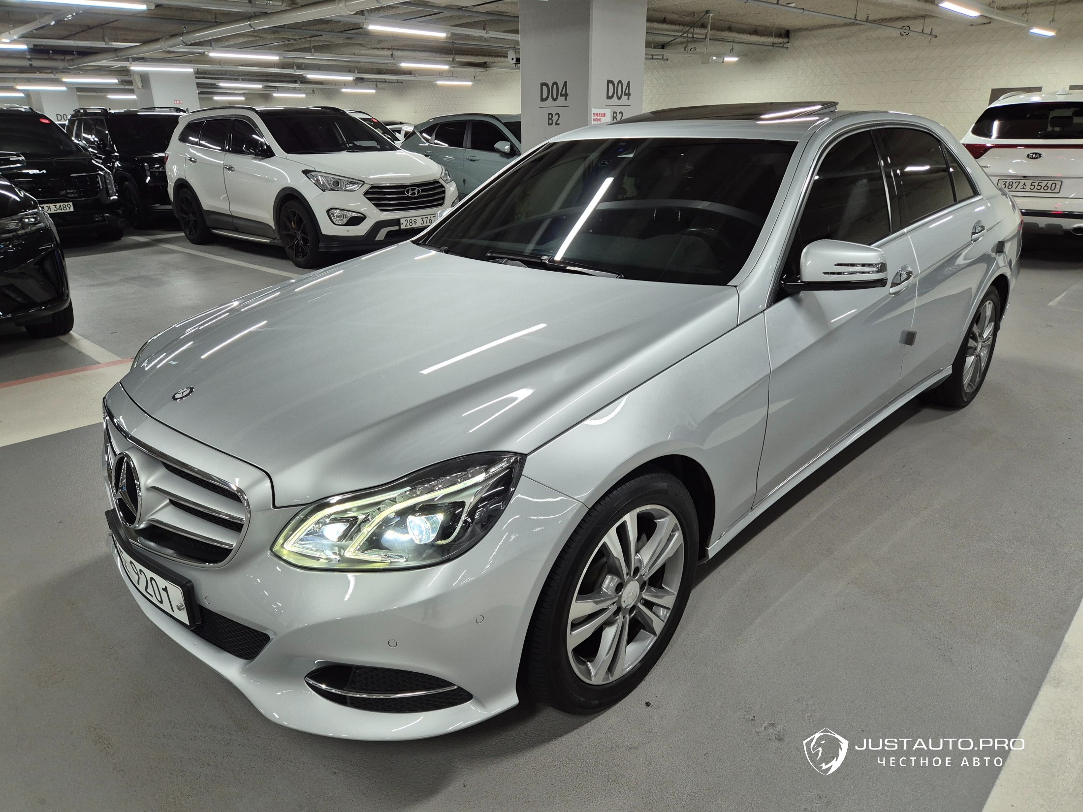 Автомобиль Mercedes-Benz E-Class