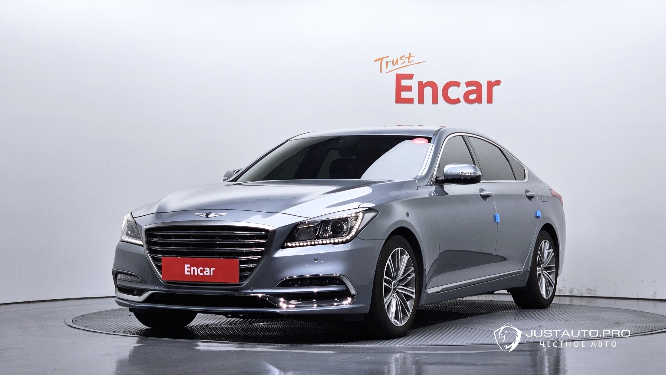 Автомобиль Genesis G80