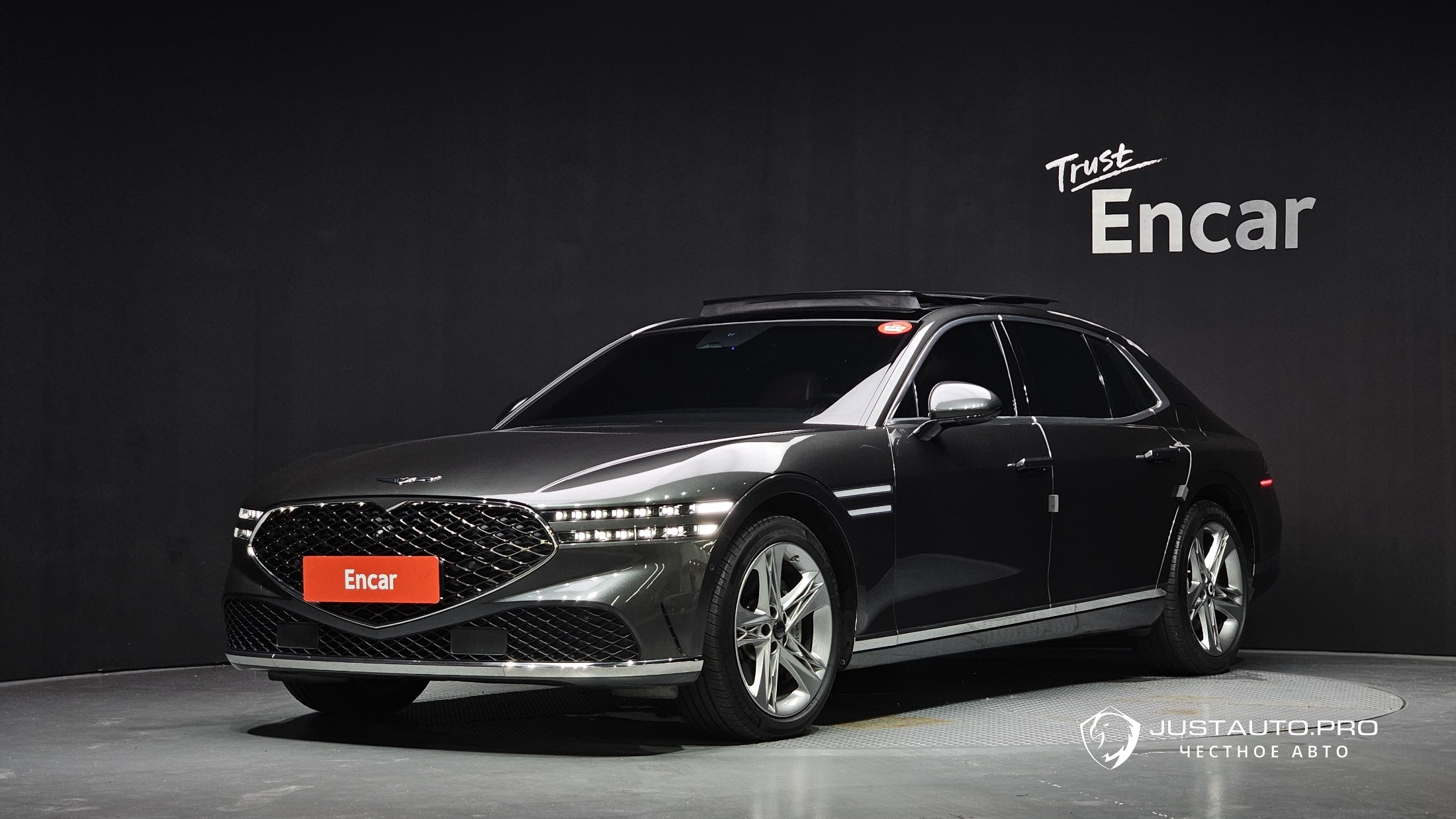 Автомобиль Genesis G90
