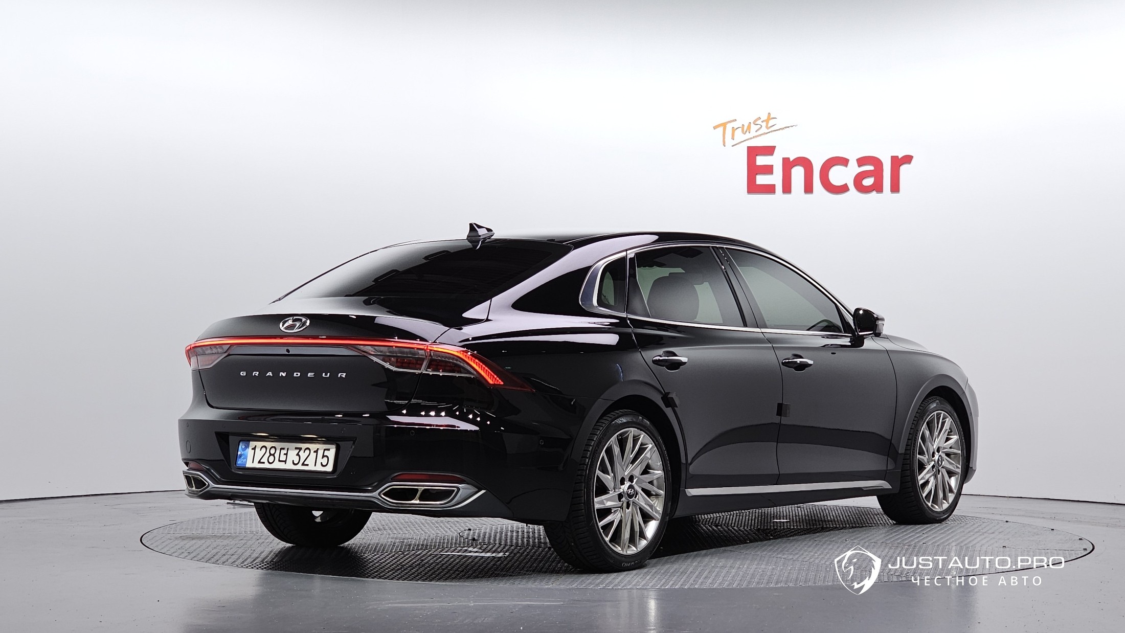 Автомобиль Hyundai Grandeur