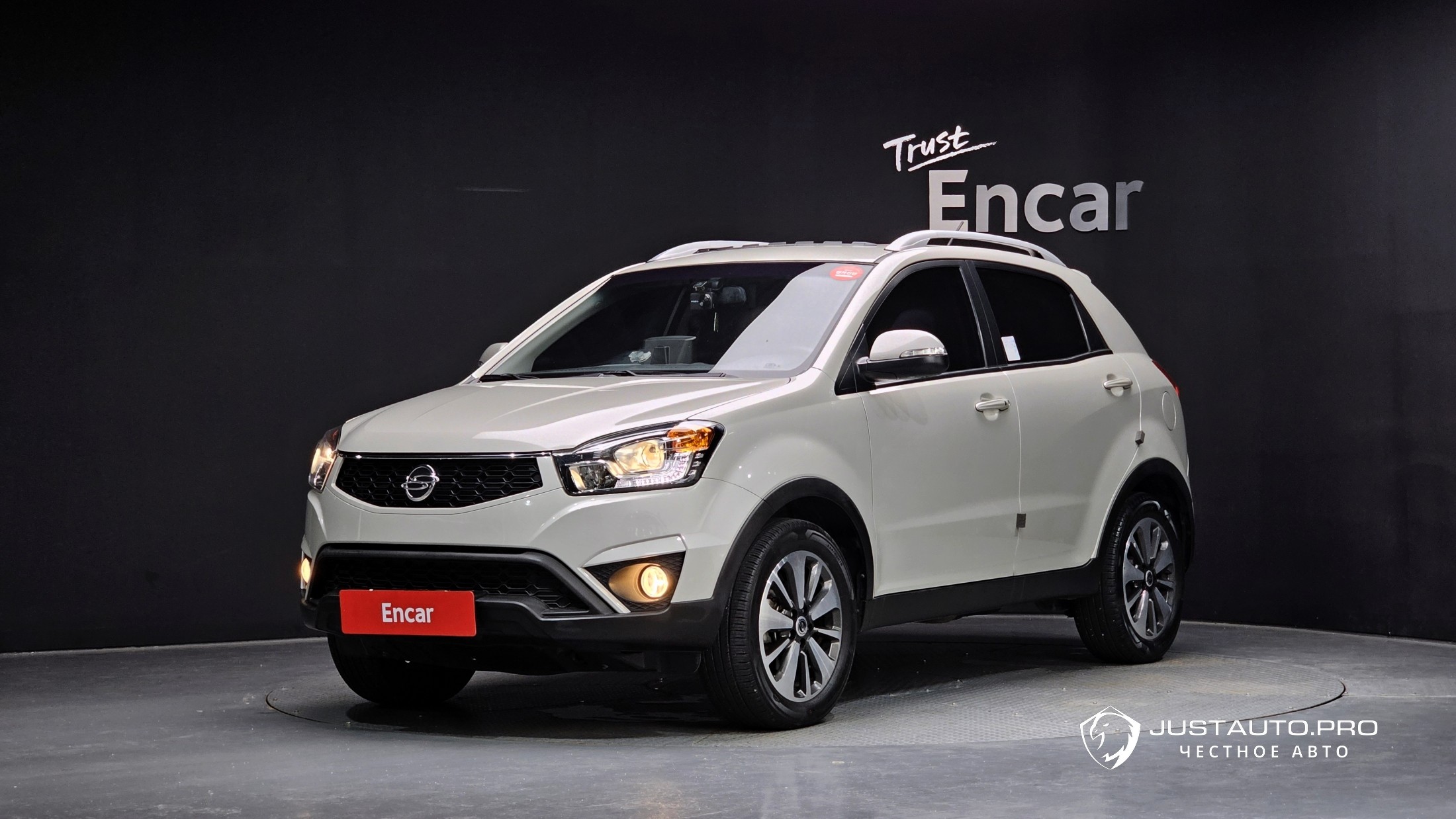 Автомобиль KG_Mobility_Ssangyong KORANDO