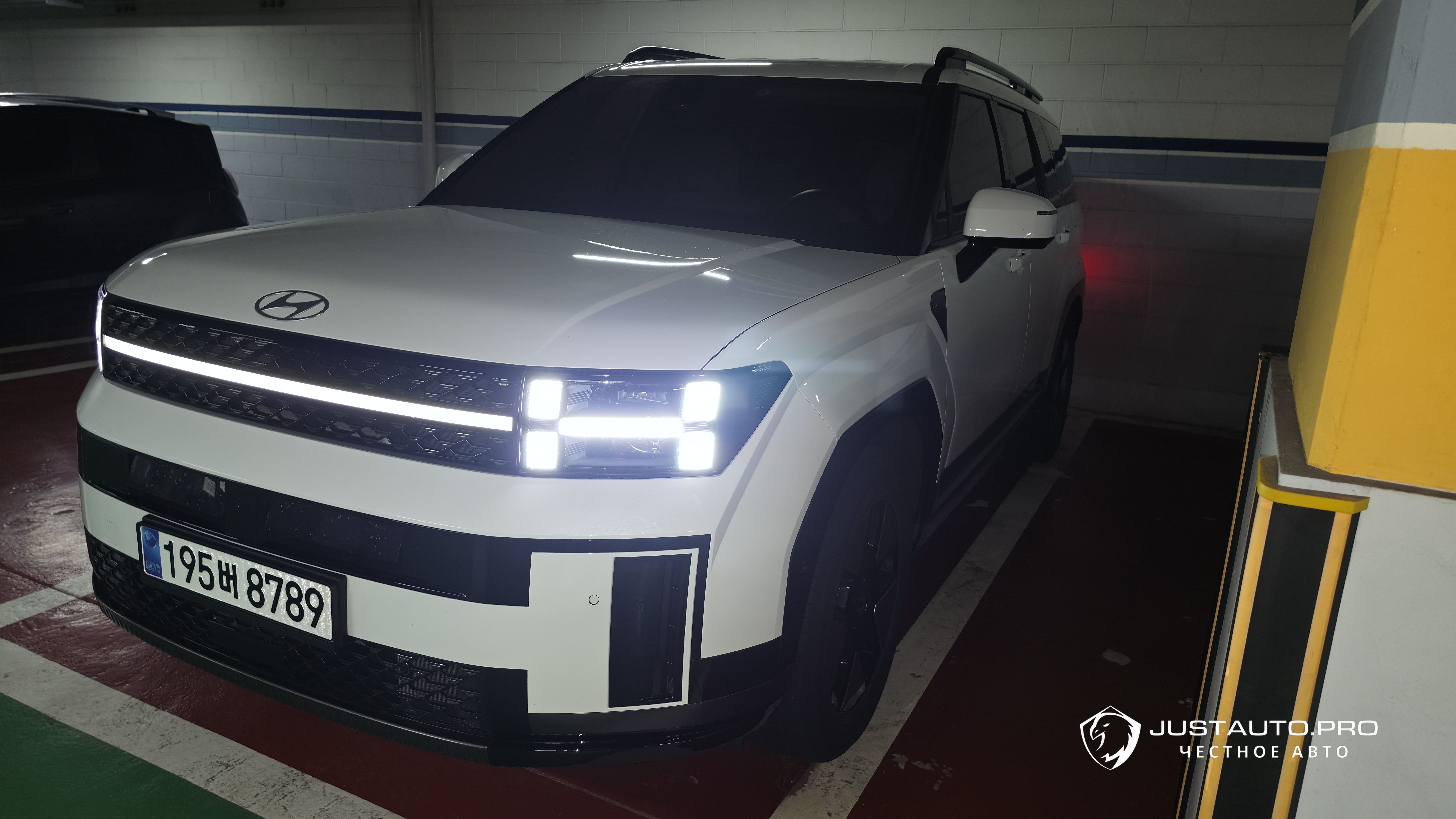 Автомобиль Hyundai Santafe