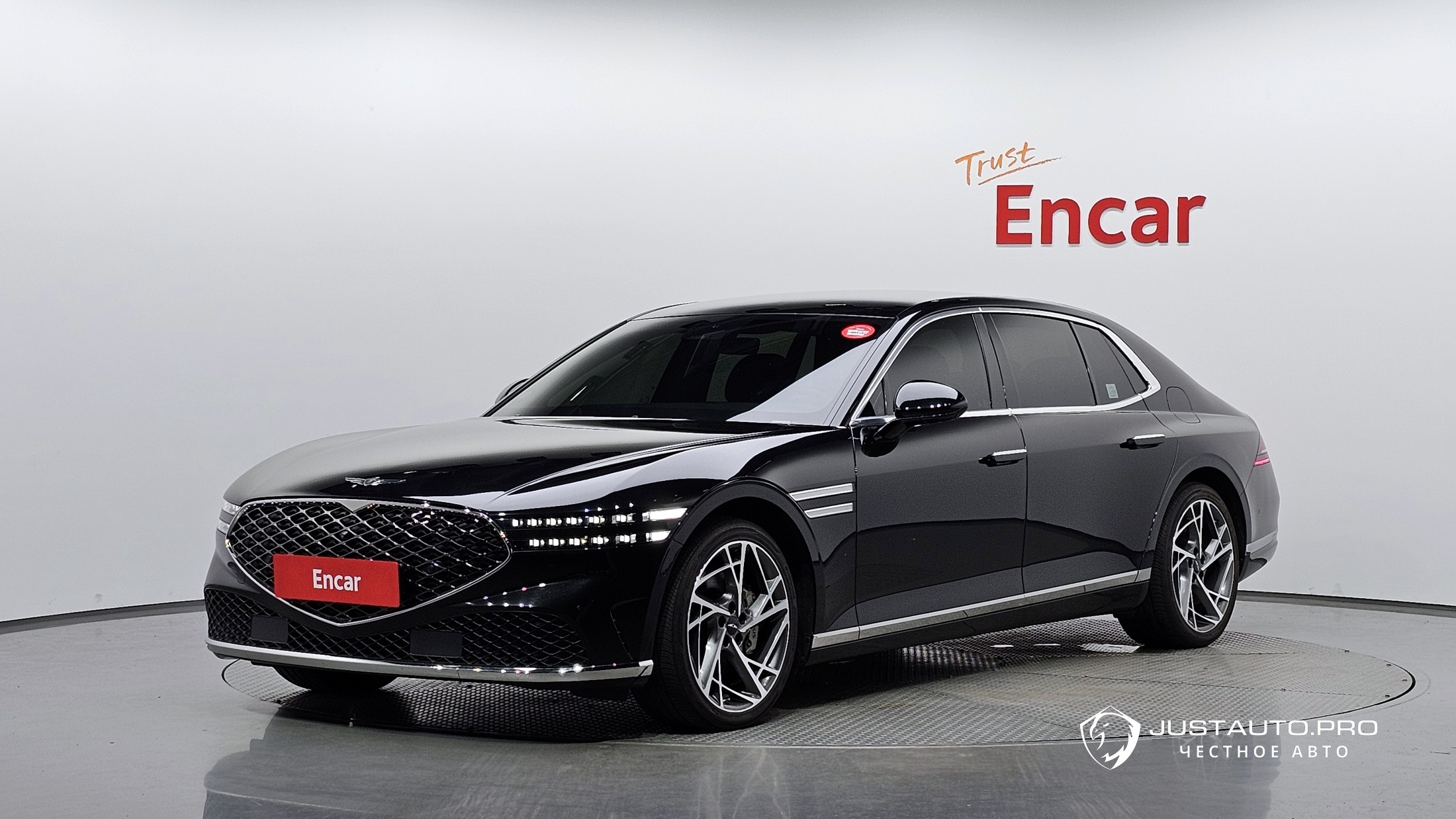 Автомобиль Genesis G90