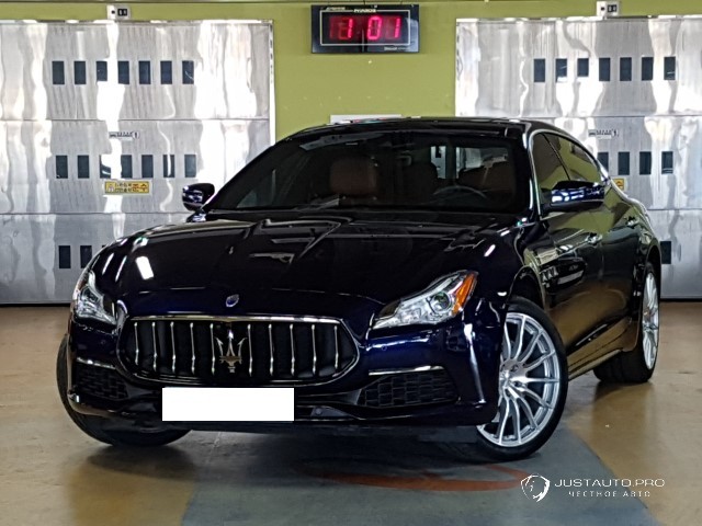 Автомобиль Maserati Quattroporte