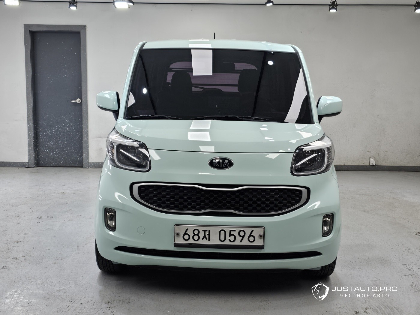 Автомобиль Kia RAY