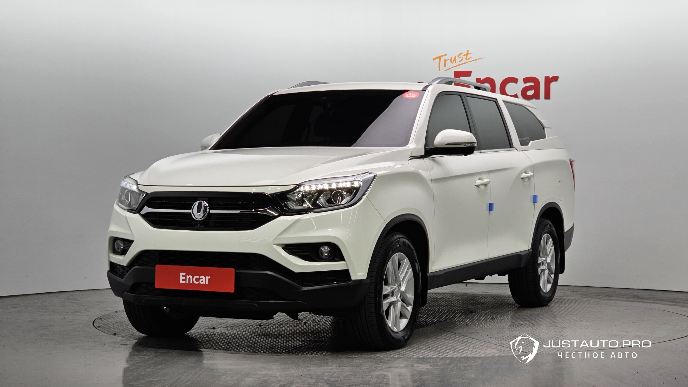 Автомобиль KG_Mobility_Ssangyong Rexton