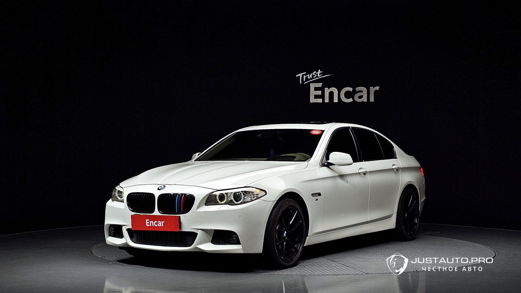 Автомобиль BMW 5-Series