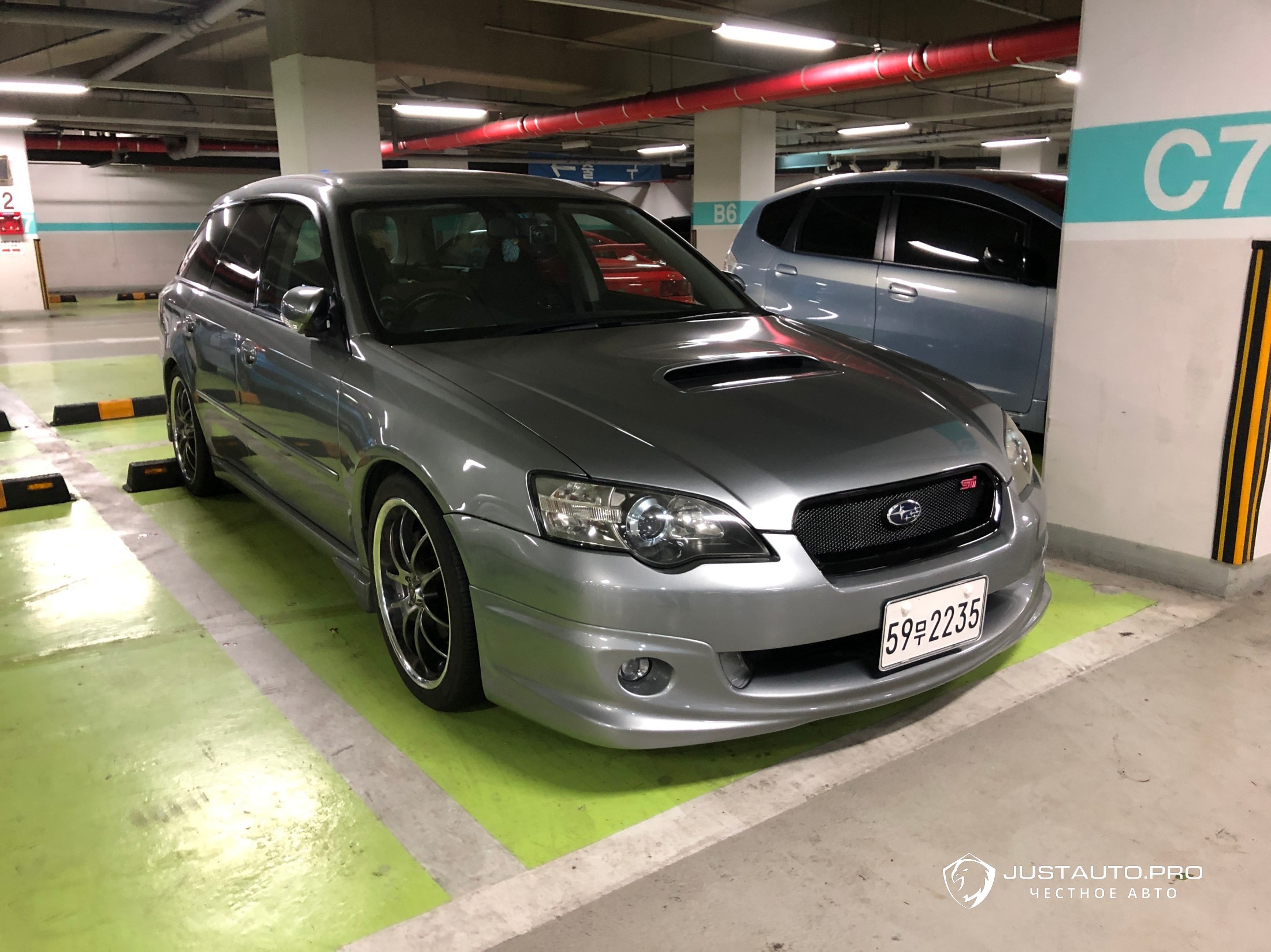 Автомобиль Subaru Legacy