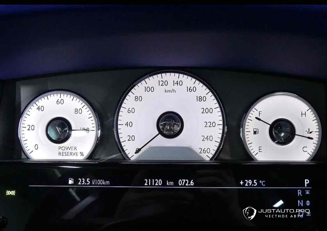 Автомобиль Rolls-Royce Ghost