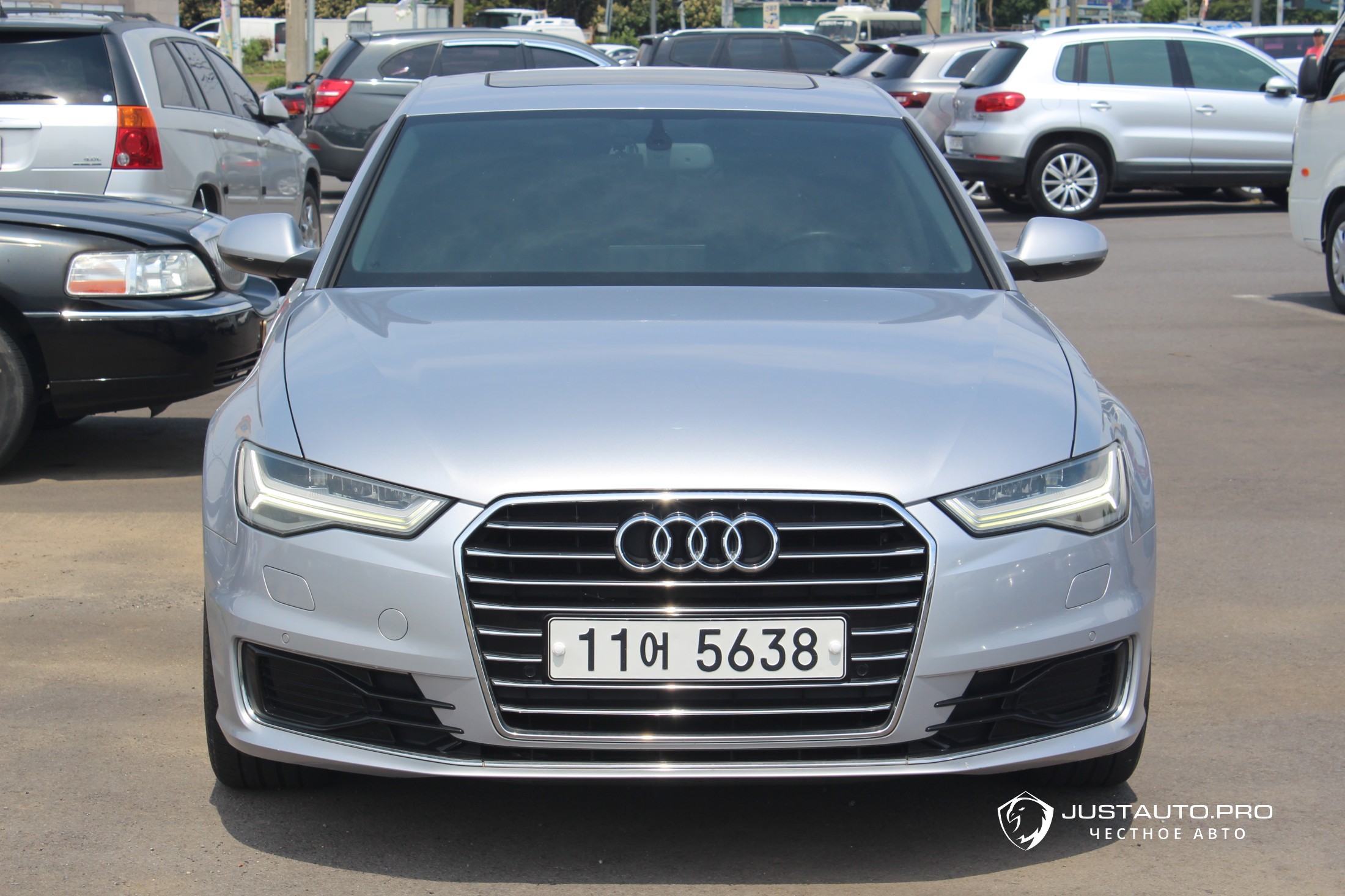 Автомобиль Audi A6