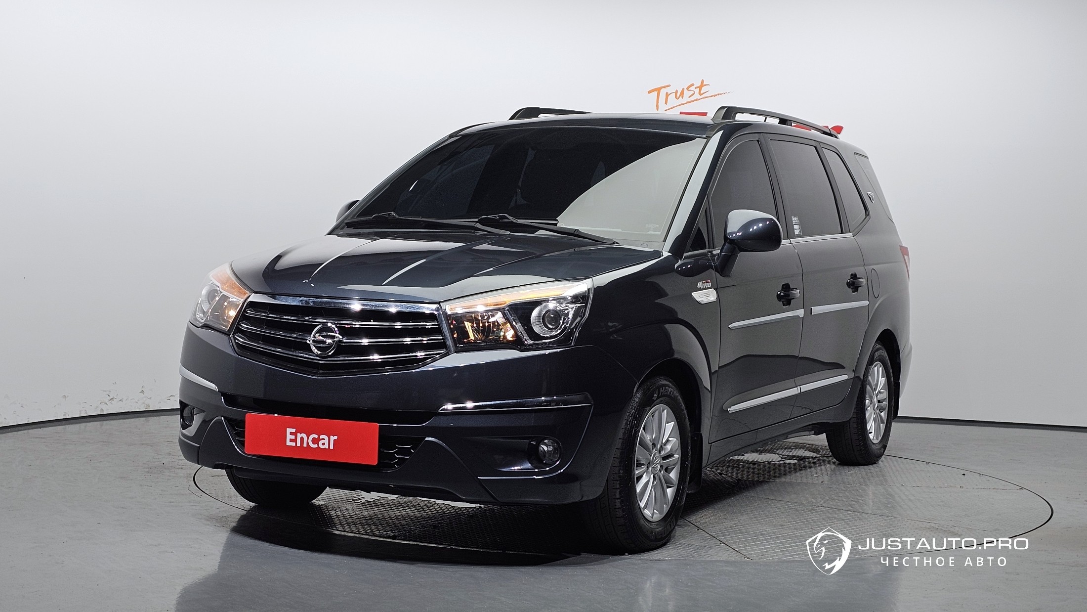 Автомобиль KG_Mobility_Ssangyong KORANDO