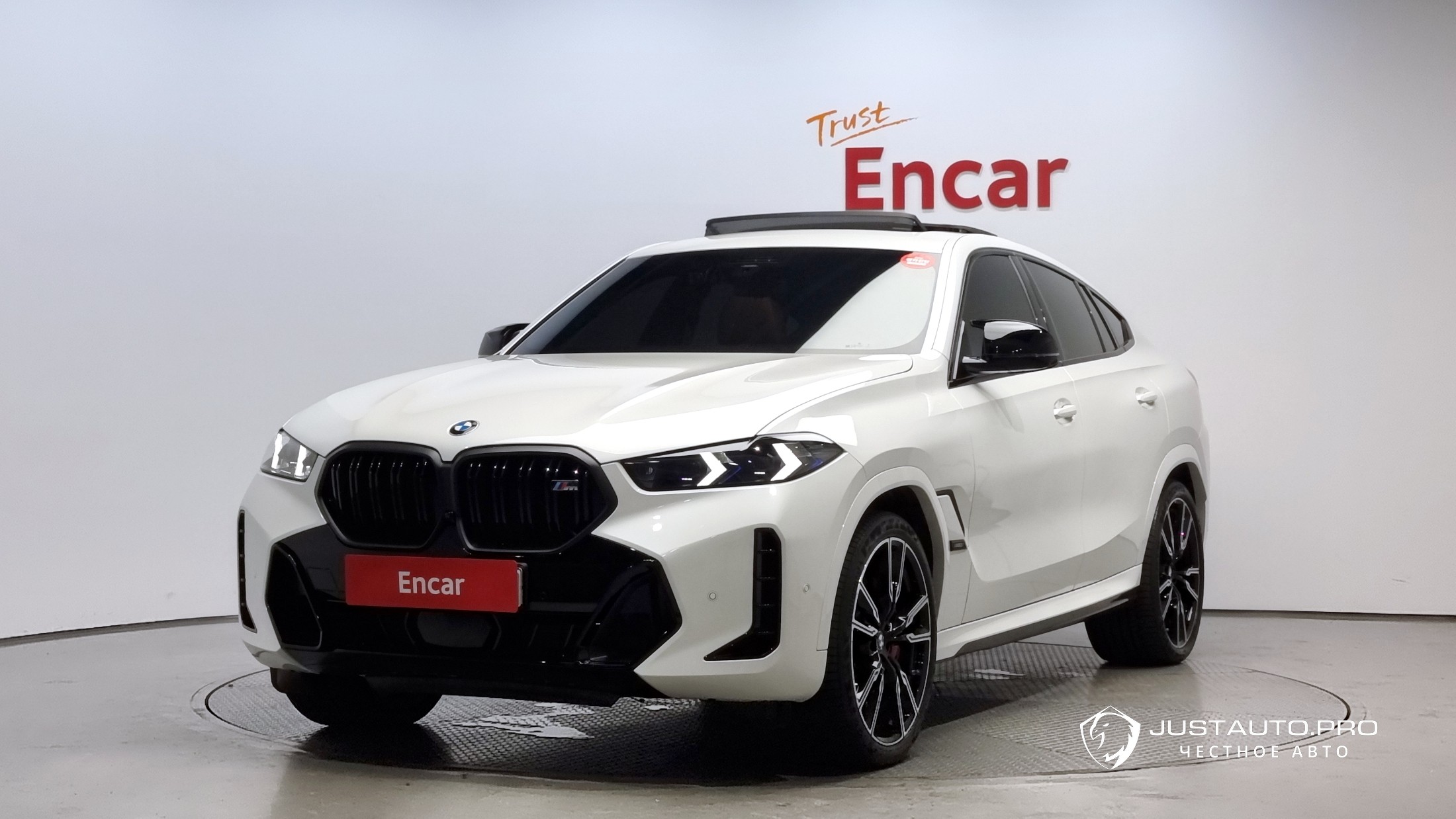 Автомобиль BMW X6