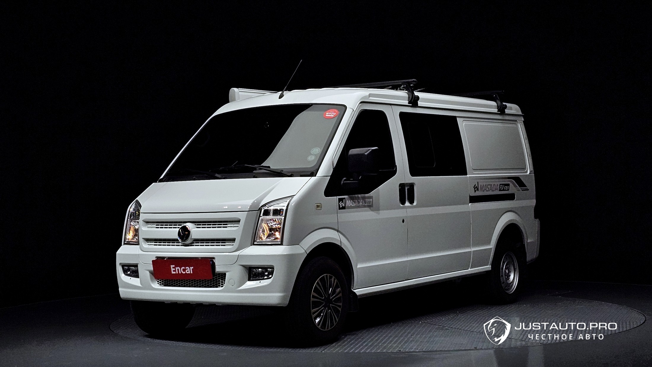 Автомобиль DFSK C35