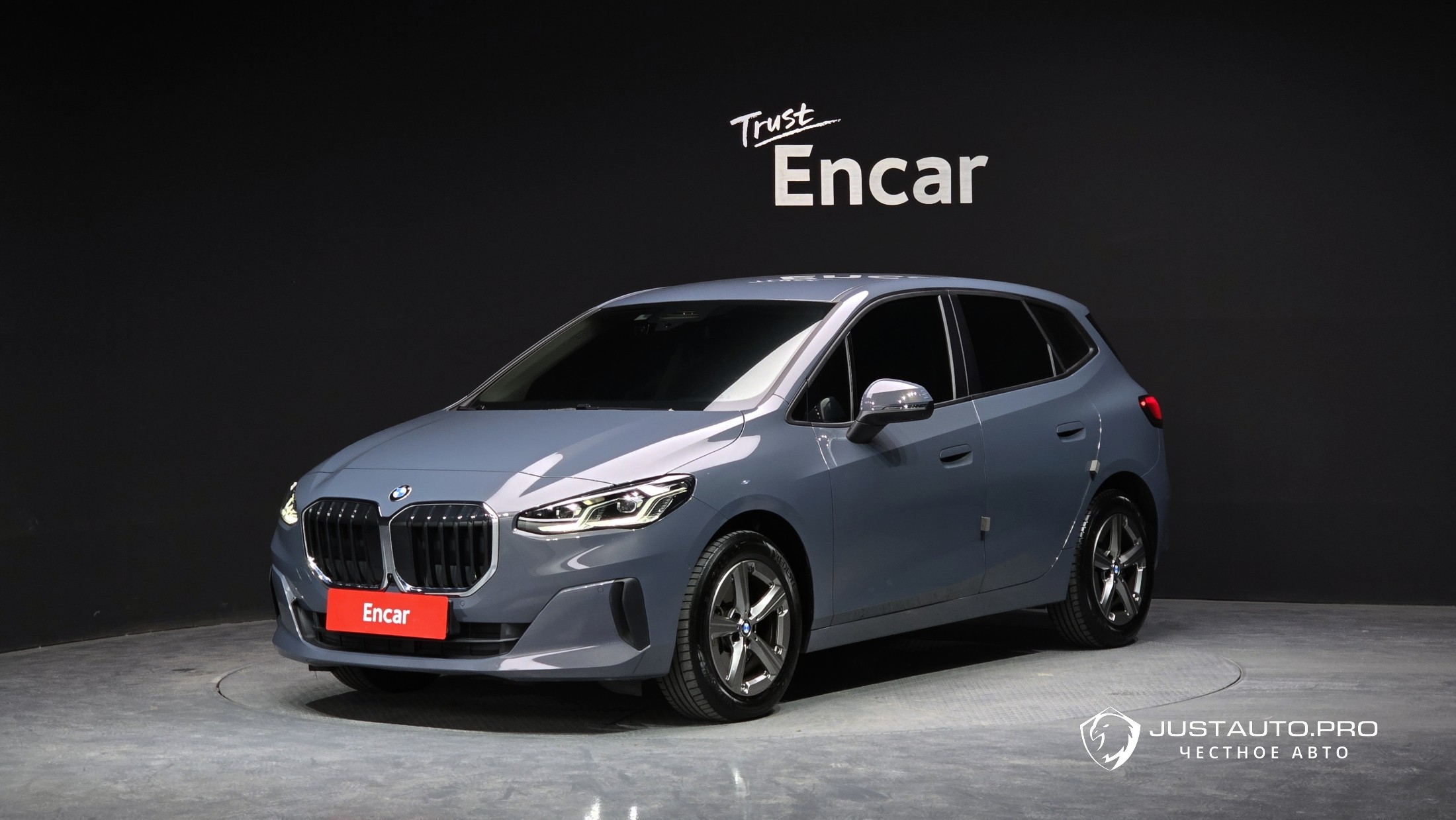 Автомобиль BMW 2-Series